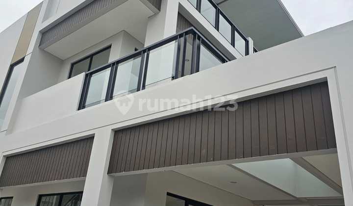 Dijual Ruko Hoek Sorrento Grande, Gading Serpong Dijual Ruko Hoek Sorrento Grande, Gading Serpong