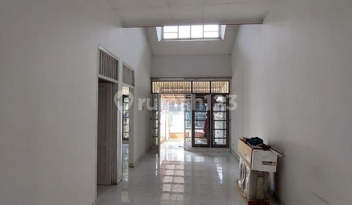 Disewakan Rumah di Citra 3, Jakarta Barat Disewakan Rumah di Citra 3, Jakarta Barat