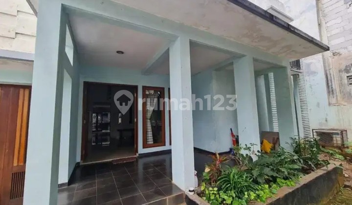 For Sale: Rumah Asri 2 Lt di Komplek Elit Pancoran, Jakarta Selatan For Sale: Rumah Asri 2 Lt di Komplek Elit Pancoran, Jakarta Selatan