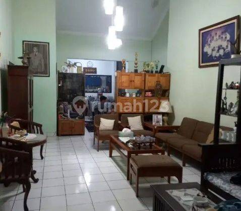 For Sale: Rumah Asri Prime area Bendungan Hillir, Pejompongan, Jakarta Pusat 2