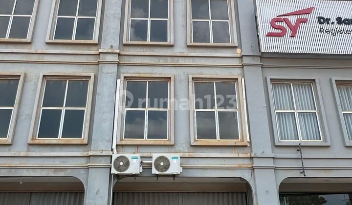 For Rent 4-Story Shophouse Ocarina Pasir Putih Batam, Ready to Use for Offices For Rent 4-Story Shophouse Ocarina Pasir Putih Batam, Ready to Use for Offices