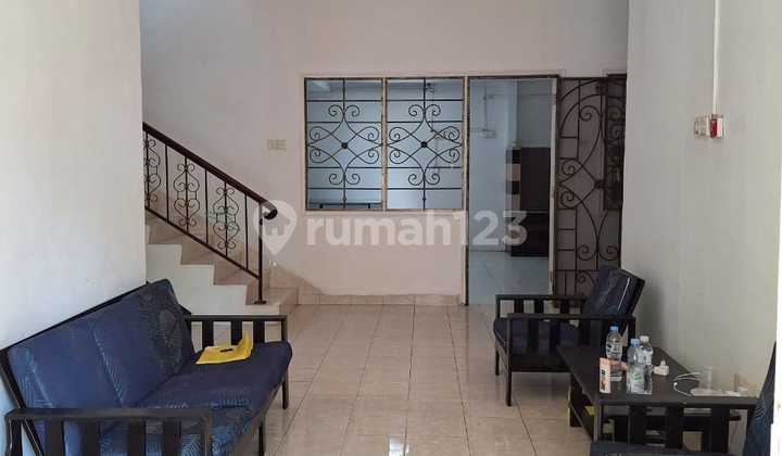 Disewakan Taman Dutamas Cluster Barcelona