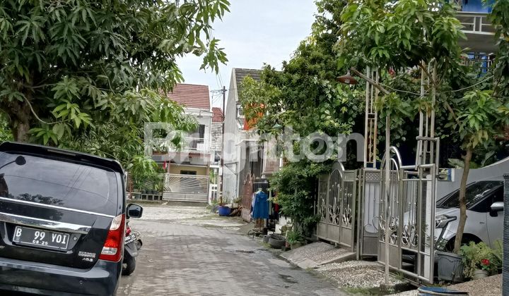 Rumah Terawat 2 Lantai di Semarang Timur 2