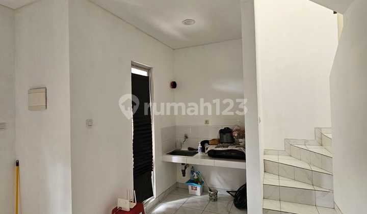 Rumah Nyaman 2 Lantai Lokasi Strategis Cocok untuk Investasi di Milano Gading Serpong - Tangerang 2
