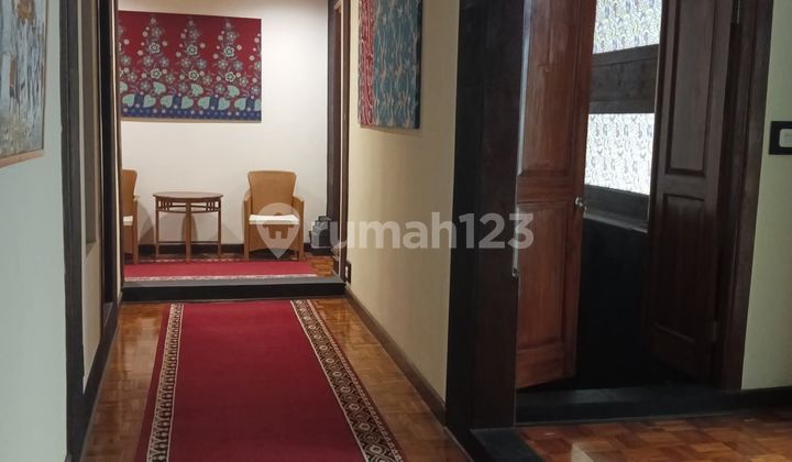 Rumah Luas Siap Huni Suasana Asri Lokasi Strategis di Lebak Bulus - Jakarta Selatan 2