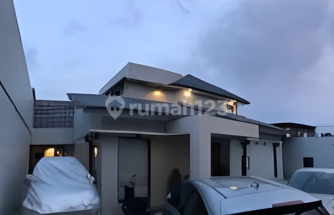 Rumah Cantik Baru di Kawasan Strategis Pondok Labu, Jakarta Selatan Rumah Cantik Baru di Kawasan Strategis Pondok Labu, Jakarta Selatan