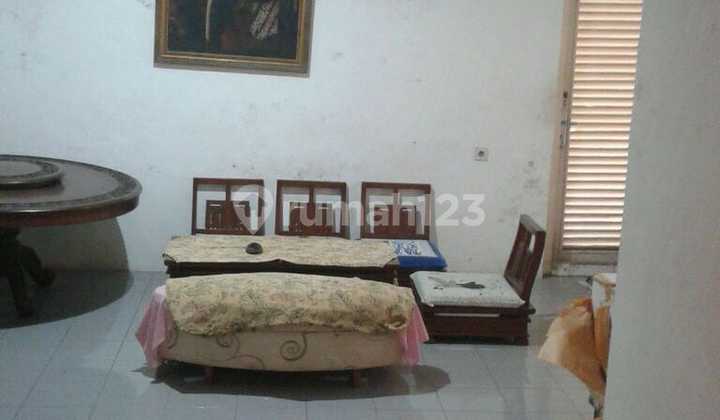 Rumah Tua Lokasi Premium Dekat Pusat Bisnis dan Perkantoran di Kawasan Elit Wijaya, Kebayoran Baru - Jakarta Selatan