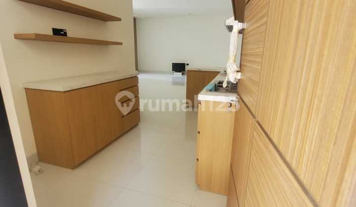 Rumah Mewah Dan Unik Di Cluster Prestigia The Eminent Bsd City Tangerang 2