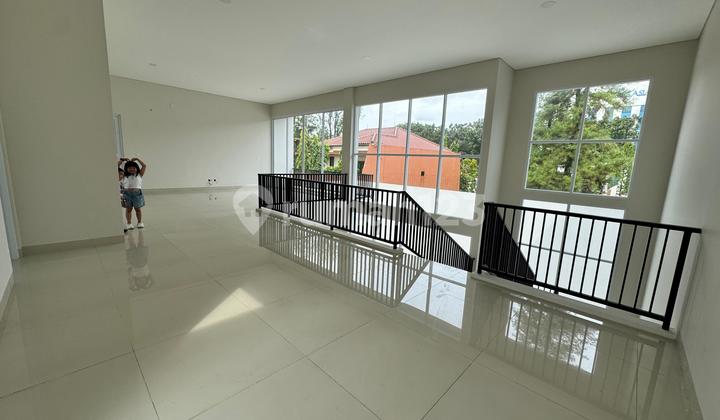 Nice House In Giri Loka 2 Housing Estate Bsd South Tangerang, 2