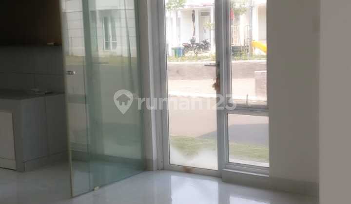 House in Lavon Swancity, Tangerang Regency 2