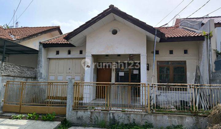 Rumah 1.5 Lantai Tki 3 Strategis Dekat Borma 1