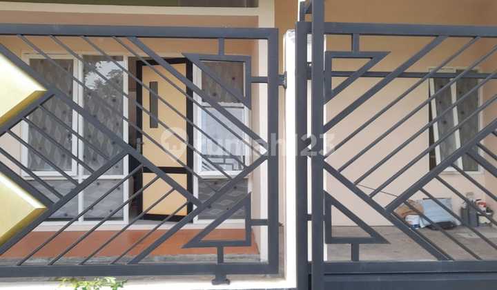 DIJUAL RUMAH BERLOKASI STRATEGIS MURAH DI JENGGOLO Kec.KEPANJEN  1