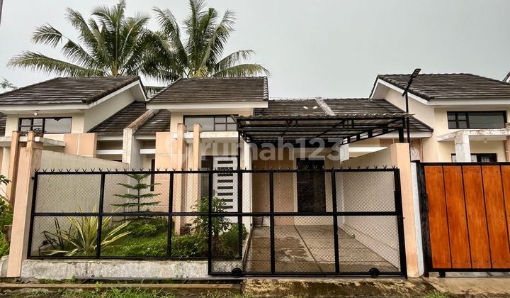 RUMAH BERLOKASI STRATEGIS MURAH DI Kec.KEPANJEN MALANG MURAH SHM 1