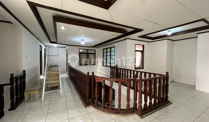 Rumah2 Lantai Hook di Komplek Ujungberung Indah 2