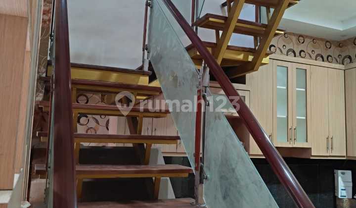 Rumah 2 Lantai di Sayap Babakan Sari Antapani Kidul Bandung 2