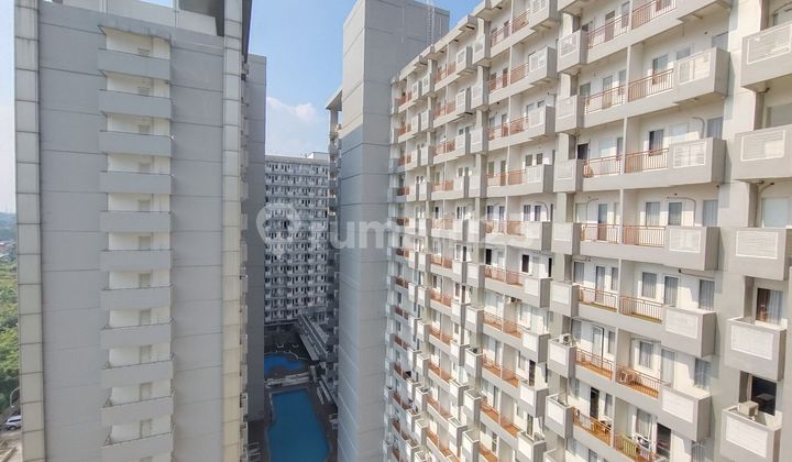 Beautiful Apartment Located in a Less Strategic Location Near Urban Facilities But With Mountain Views.