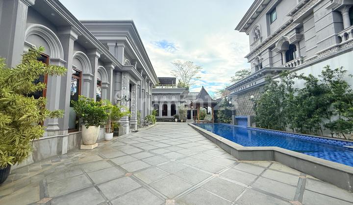 Rumah Sultan dengan Desain Yg Mewah Full Furnish