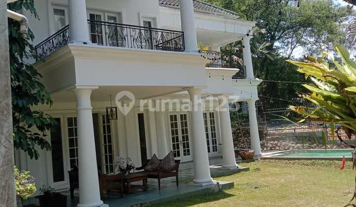 Luxurious Furnished House with Spacious Garden, Mountain View, Near Sentul City Center Bogor Luxurious Furnished House with Spacious Garden, Mountain View, Near Sentul City Center Bogor