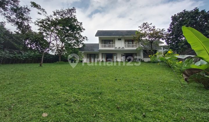 Rumah Luas Lingkungan Asri Dekat Dengan Pusat Kota Dan Exit Tol Rumah Luas Lingkungan Asri Dekat Dengan Pusat Kota Dan Exit Tol