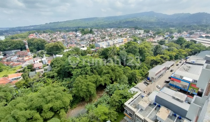 Nice 2 BR Apartment in Sentul Tower with Mountain and City View