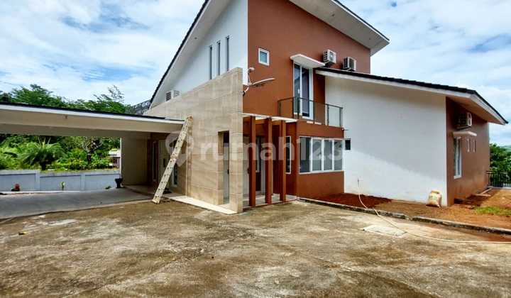 Bagus Kontemporer Lingkungan yang Tenang dan View Pegunungan 2