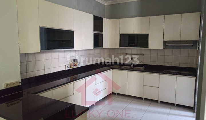 Dijual 2 Lantai Rumah Water Point - Cluster Premium Citra Raya 2