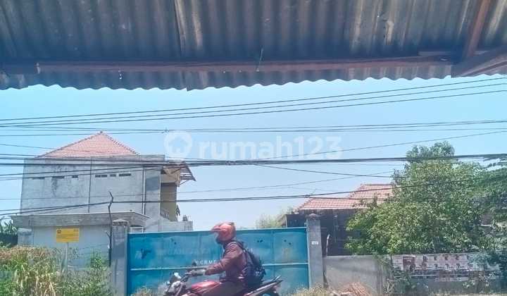Warehouse for Sale, Land Included, on Cerme Gresik Main Road Warehouse for Sale, Land Included, on Cerme Gresik Main Road