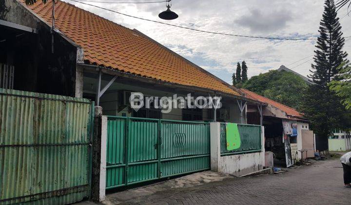tampak depan jual cepat rumah hitung tanah**rumah