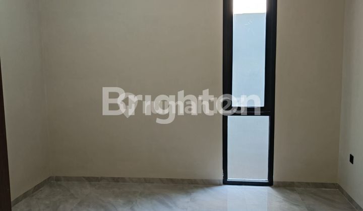 Murah Jual Rumah Baru Gres Grand Pakuwon 2