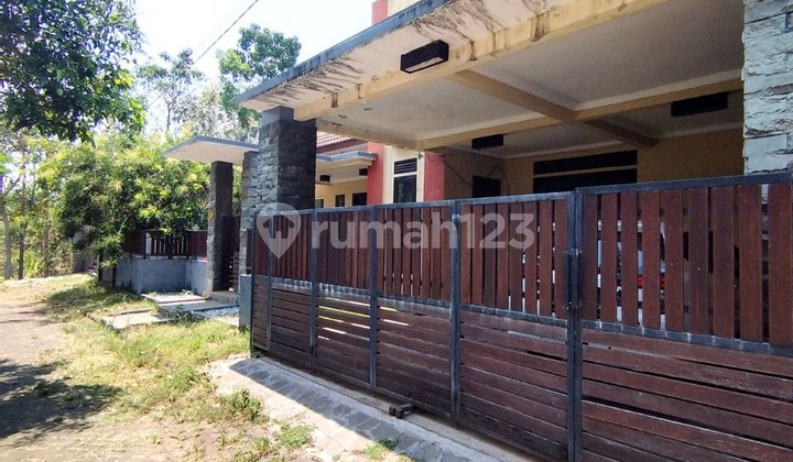 Rumah Semi Furnish Strategis Tidar Malang 273m² Hanya 1,8m