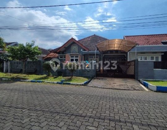Dijual Rumah Boulevard Araya Malang Lt 435m² Hadap Timur Harga 3m
