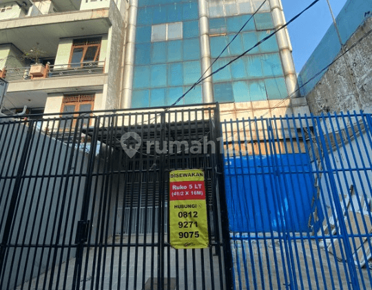 Ruko 5 lantai Terenovasi, Grogol Petamburan, Jakarta Barat