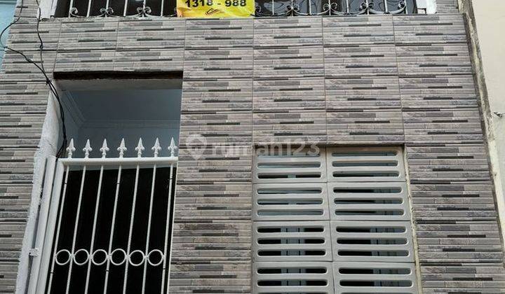 Rumah KHM Mansyur (Jembatan Lima) 2 lantai 1