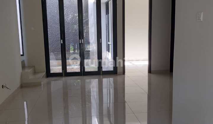 New 2-Story Ready-to-Occupy House with Comfortable and Lush Living @Bintaro