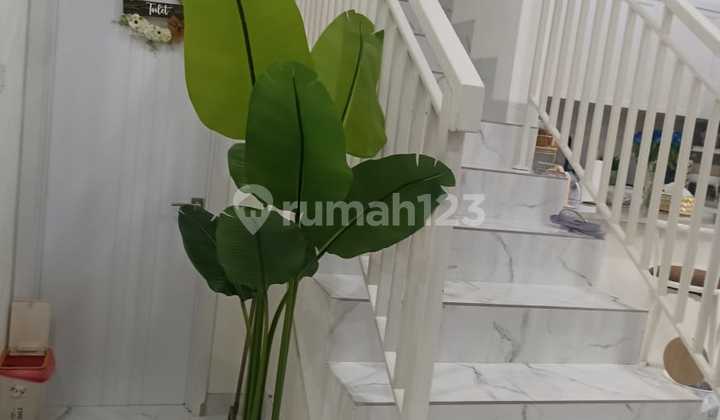 Rumah Cantik 2 Lantai Siap Huni Langsung Bawa Koper@bsd Kencana Loka. 2
