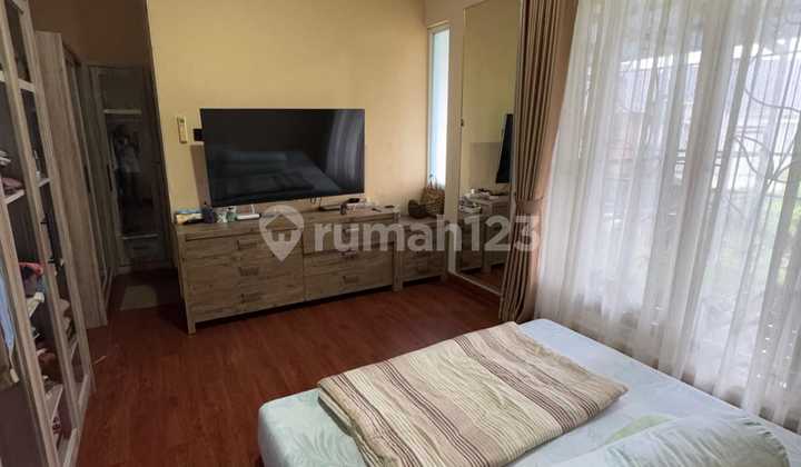 Rumah Luas Cantik SHM 2 Lantai @Bintaro -Sektor 9 2