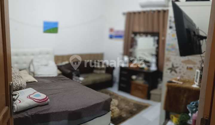 Rumah Tinggal dan Kos Kosan 2 Lantai Siap Huni. dengan Hunian Nyaman dan Asri @Kebayoran Baru, Jakarta Selata.