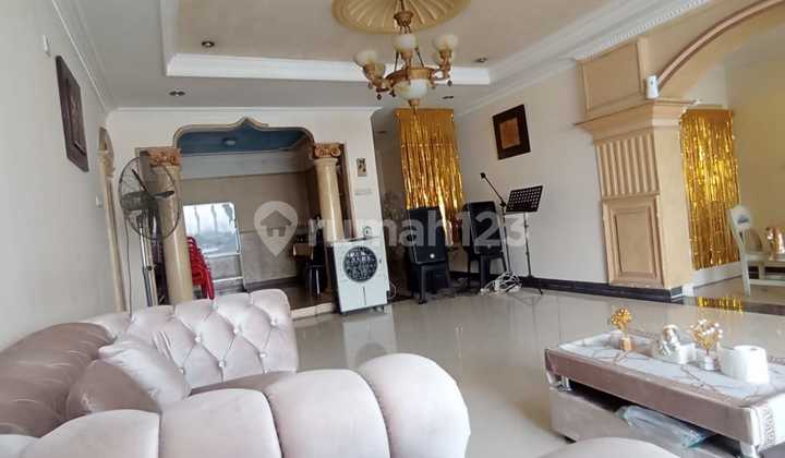 Rumah 2 Lantai Siap Huni di Ciputat dengan Hunian Nyaman dan Asri. Rumah 2 Lantai Siap Huni di Ciputat dengan Hunian Nyaman dan Asri.