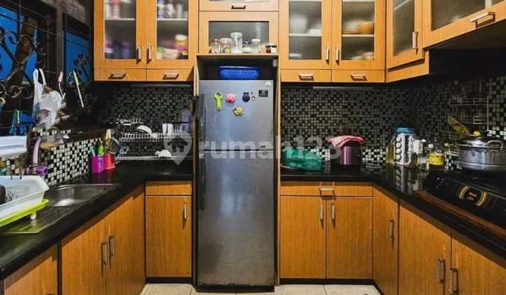 Luxurious Spacious House in Bintaro Sector 2, Ready to Occupancy with Freehold Title (SHM) 2