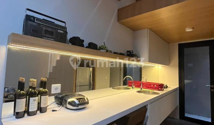 Rumah Minimalis Posisi HOOK, FULL FURNISH Desain Modern 2 Lantai Sudah SHM di @BSd Rumah Minimalis Posisi HOOK, FULL FURNISH Desain Modern 2 Lantai Sudah SHM di @BSd