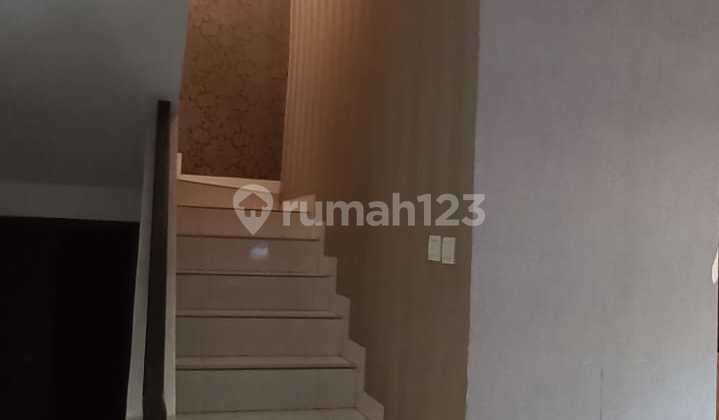 Nice 2-Story House with SHM in a Cluster @Bintaro - Sector 9 2