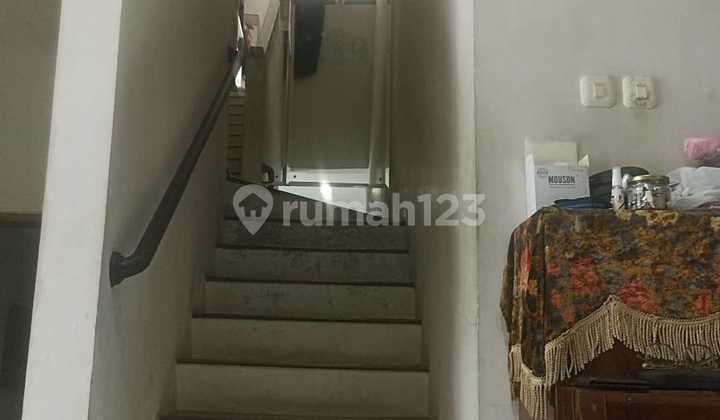 Dijual Rumah Elegan 2 Lantai di Bintaro Sektor 9 2