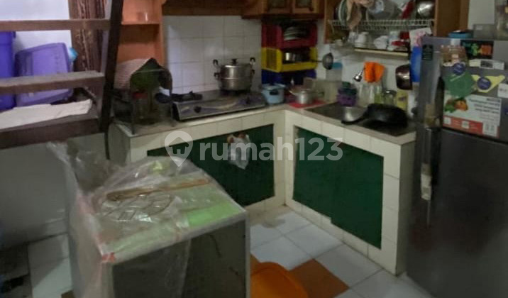 Rumah Siap Huni 2 Lantai KT 2+1 KM 2+1 dengan Hunian Nyaman dan Asri di Ciputat 2