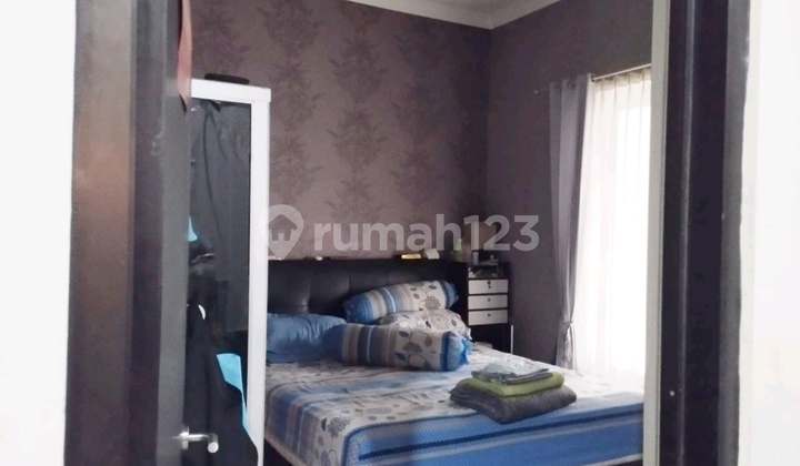 Hook Minimalis Siap Huni Mulyosari Utara Dekat Pakuwon City 2