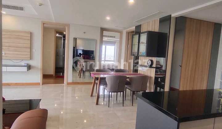 One East Residences Luxury Apartment Center Surabaya