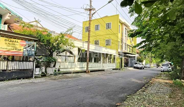 Ngagel Wasana Flood-Free Street 2.5 Cars 2