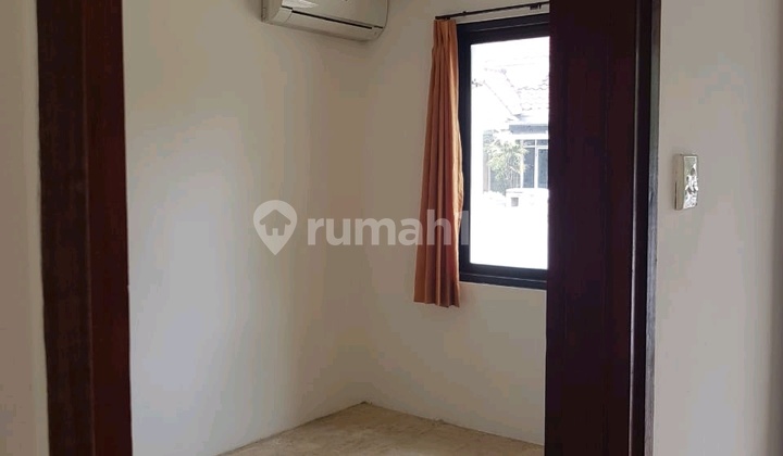 Disewakan Rumah Citraland Luas 77M 2KT Dekat Gwalk dan Pakuwon Mall 2