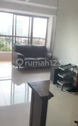 Apartemen Waterplace Selangkah ke Pakuwon Mall Ptc, Dekat Spazio Office Tower