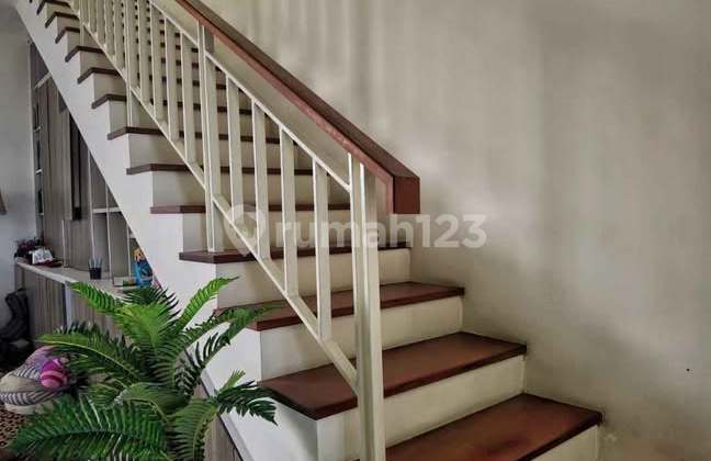 Rumah Royal Residence Dekat Pakuwon Mall, Dekat Kampus Unesa Lidah