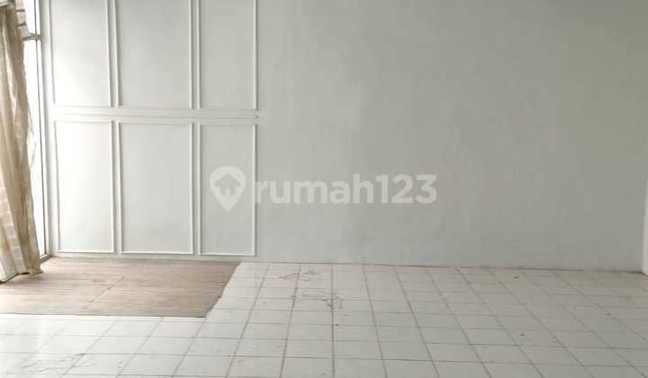 Simpang Darmo Permai Selatan House Near Mayjen Hr Muhammad, Near Madame Chang, Near Mayjen Sungkono 2